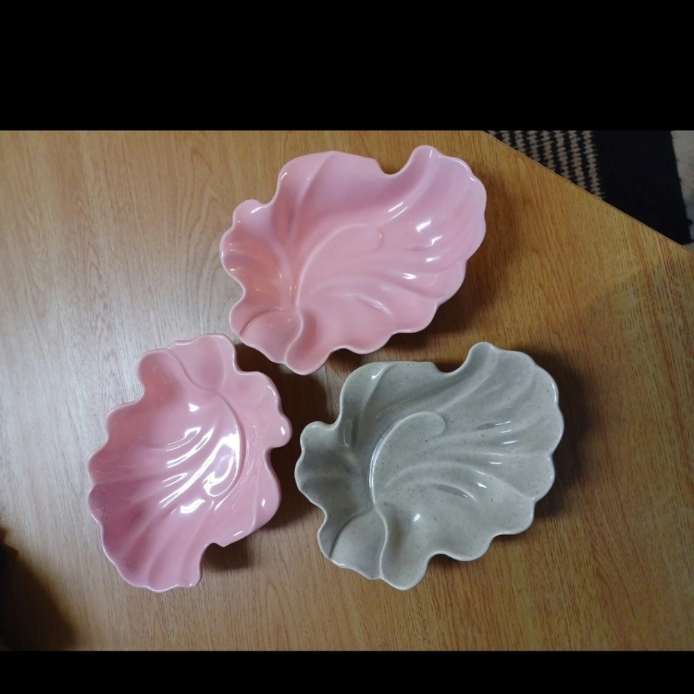 3 California Art pottery leaf dish set